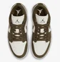 Кроссовки женские Air Jordan Low Se Beige/Olive DV0426-301
