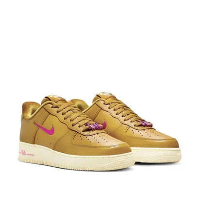 Кросівки жіночі Nike Air Force 1 07 Se W Brown FB8251-700
