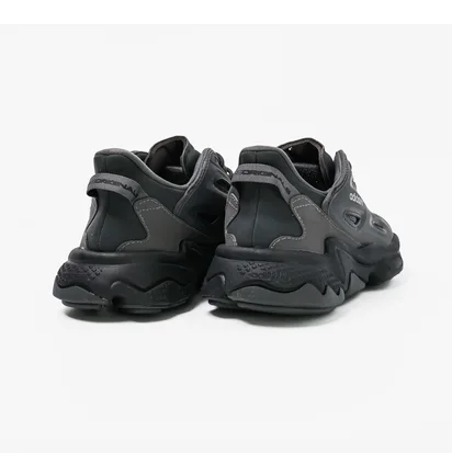 Кросівки чоловічі Adidas Originals Ozweego Celox Black IE1635
