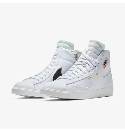 Кросівки жіночі Nike Blazer Mid Rebel White Bq4022-102