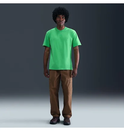 Футболка мужская Nike Sportswear Premium Essential Tee Green DO7392-388