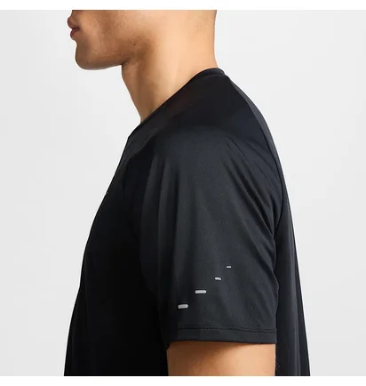 Футболка мужская Nike Dfadv Stride Black HV5203-010