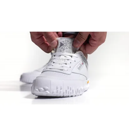 Кроссовки унисекс Reebok Club C Vibram Grey Gy8791