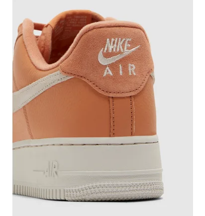Кросівки чоловічі Nike Air Force 1 07 Sneaker Orange DV7186-200