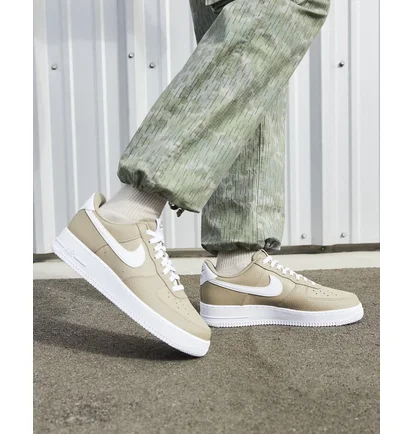 Кроссовки мужские Nike Air Force 1 07 Brown Dv0804-200