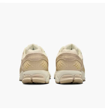 Кроссовки женские Nike Air Zoom Vomero 5 Beige HQ0458-200