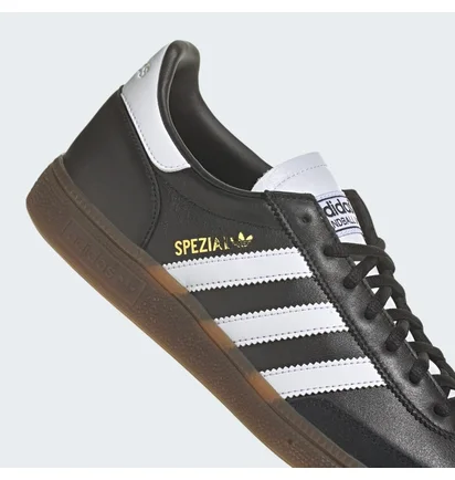 Кроссовки унисекс Adidas Handball Spezial Shoes Black IE3402