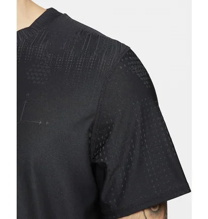 Футболка чоловіча Nike A.P.S. Black FN2971-010