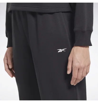 Спортивный костюм женский Reebok Identity Black Ht8054
