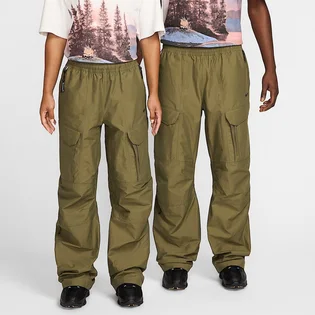 Штани унісекс Nike Drake Nocta X Nike Opal Tito Neeks Cargo Medium Olive FZ0910-222