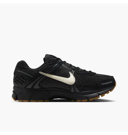 Кросівки чоловічі Nike Zoom Vomero 5 Black IB4005-010