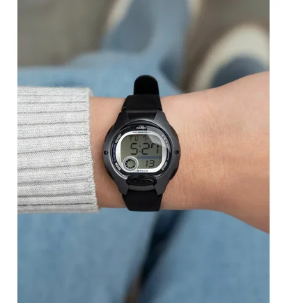 Часы женские Casio Standard Digital LW-200-1BVEF