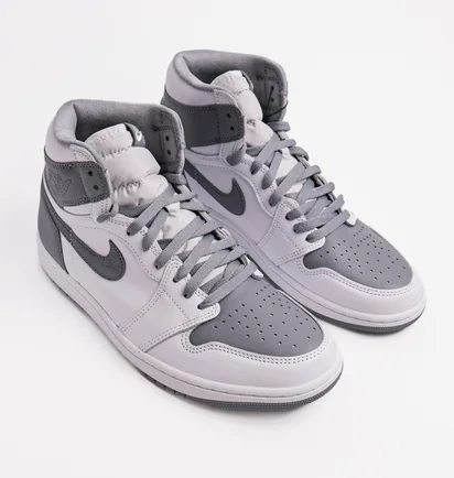 Кроссовки мужские Air Jordan 1 Retro High Og White/Grey 555088-037