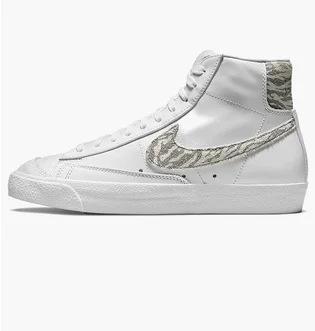 Кросівки жіночі Nike Blazer Mid 77 Se White DH9633-101