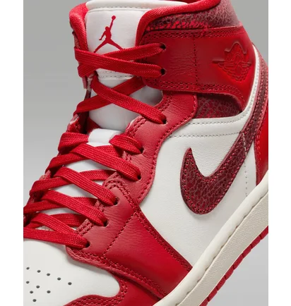 Кросівки жіночі Air Jordan 1 Mid Se Red/White HJ9337-106