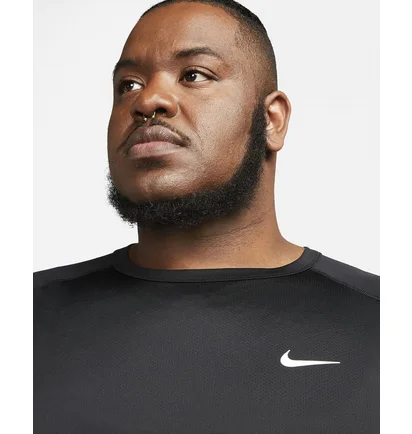 Футболка мужская Nike Dri-Fit Ready Black Dv9815-010