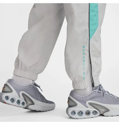 Штаны мужские Nike Air White HM0170-025