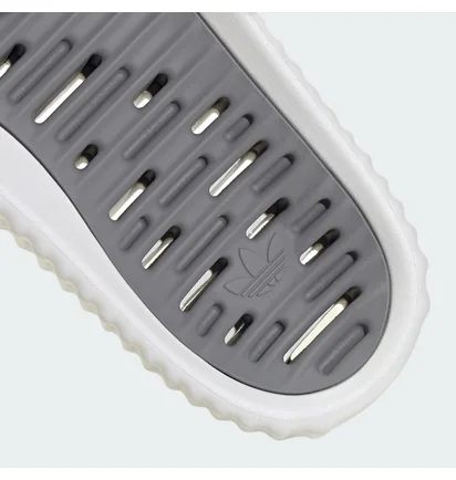 Тапочки унисекс Adidas Adilette White JQ7769