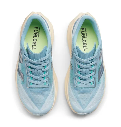 Кроссовки женские New Balance Fuelcell Rebel V4 Light Blue WFCXCH4