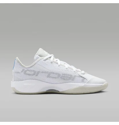 Кросівки чоловічі Air Jordan Luka Doncic 77 Basketball White IF1610-100