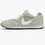 Кросівки жіночі Nike Venture Runner Grey CK2948-002