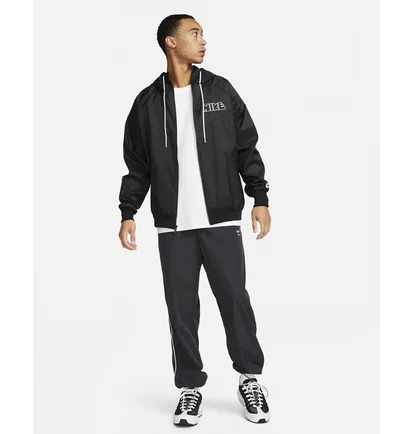 Вітровка чоловіча Nike Windrunner Black Dx0694-010