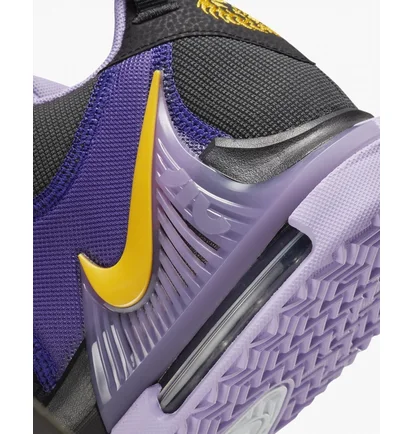 Кросівки унісекс Nike Lebron Witness 7 Basketball Shoes Black Dm1123-002