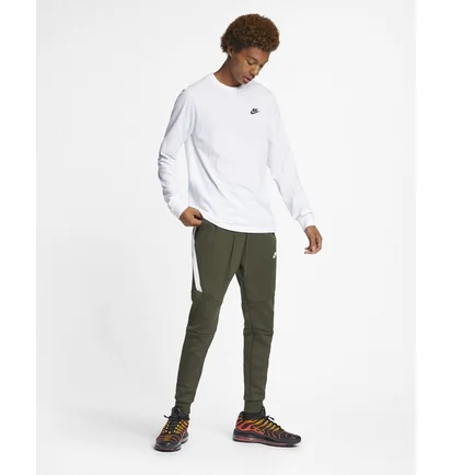 Лонгслів чоловічий Nike Club Ls Tee White AR5193-100