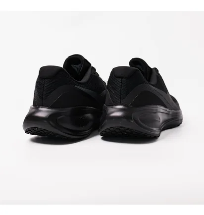 Кросівки чоловічі Nike Revolution 8 Black HJ9198-002