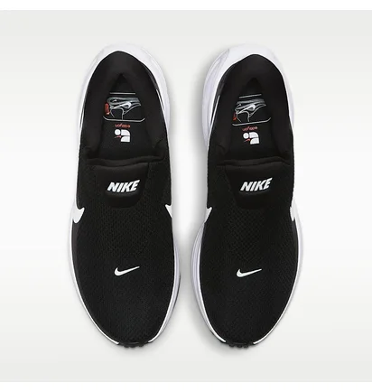 Кроссовки женские Nike WomenS Revolution 8 Easyon Black/White HQ2415-001