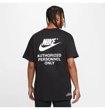Футболка чоловіча Nike M Nsw Authrzd Personnel Tee Black Dm6427-010