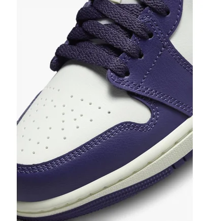 Кросівки жіночі Air Jordan 1 Low WomenS Shoes White/Violet DC0774-502