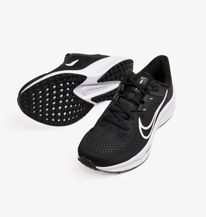 Кросівки жіночі Nike Quest 6 WomenS Road Running Shoes Black FD6034-001