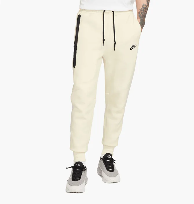 Штаны мужские Nike Tech Fleece Slim Fit Jogger Sweatpants Yellow FB8002-113