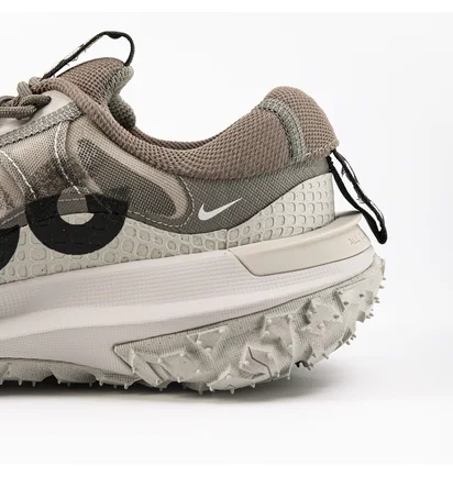 Кросівки унісекс Nike Acg Mountain Fly 2 Grey DV7903-003