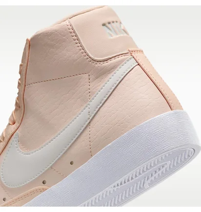 Кроссовки женские Nike Blazer Mid 77 WomenS Shoes Peach DQ4124-800