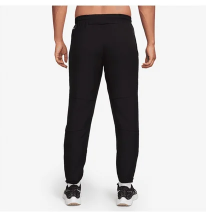 Штаны мужские Nike Dri-Fit Challenger Flash Pants Black FB8560-010