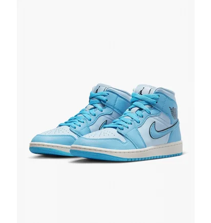 Кросівки жіночі Air Jordan Retro 1 Mid Se Casual Shoes Light Blue Dv1302-400