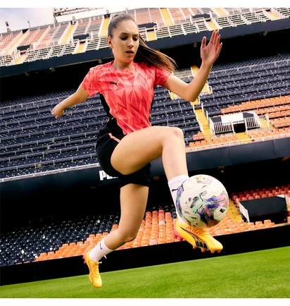 Бутси жіночі Puma Ultra Ultimate Fg/Ag Soccer Cleats Orange 107767-03