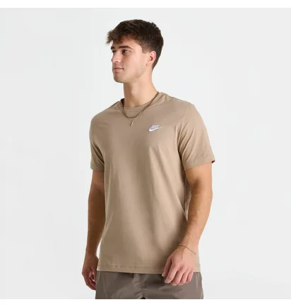Футболка чоловіча Nike Sportswear Club T-Shirt Brown AR4997-248
