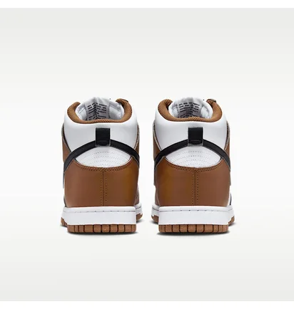 Кроссовки женские Nike Dunk High Next Nature WomenS Shoes Brown/White FV5960-200