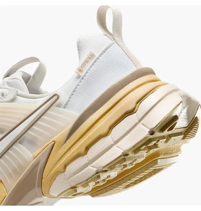 Кроссовки женские Nike V2K Run Gore-Tex White/Beige FZ2622-100