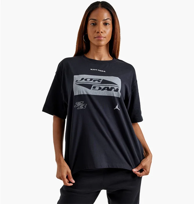 Футболка женская Air Jordan Graphic Girlfriend Tee Black FV7134-010