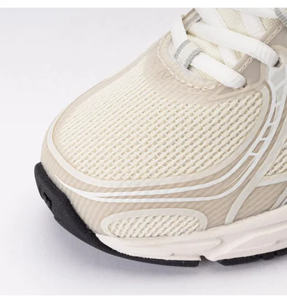 Кроссовки унисекс New Balance 740 Beige U740N9J9
