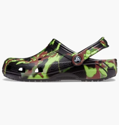 Тапочки унисекс CROCS Classic Spray Camo Clog Black 208261
