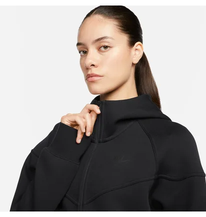 Женский спортивный костюм Nike Tech Fleece 24 Black FB8330-010__FB8338-010