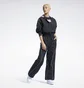Куртка жіноча Reebok Classics Sweatshirt Black Hg1176