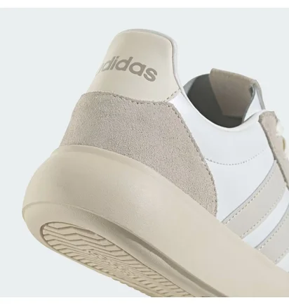 Кроссовки мужские Adidas Barreda Decode Beige/White JR1228
