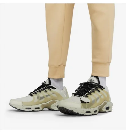 Штани чоловічі Nike Sportswear Tech Fleece Jogger Beige DV0538-252