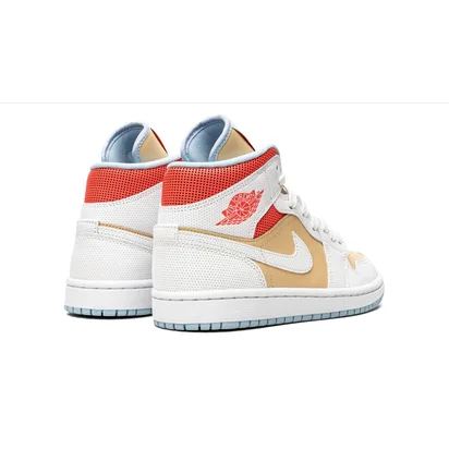 Кроссовки женские Air Jordan Wmns 1 Mid Se White/Beige CZ0774-200